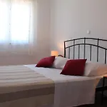 Apartament Marija *