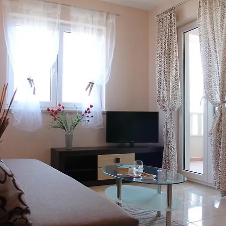 Apartament Marija *