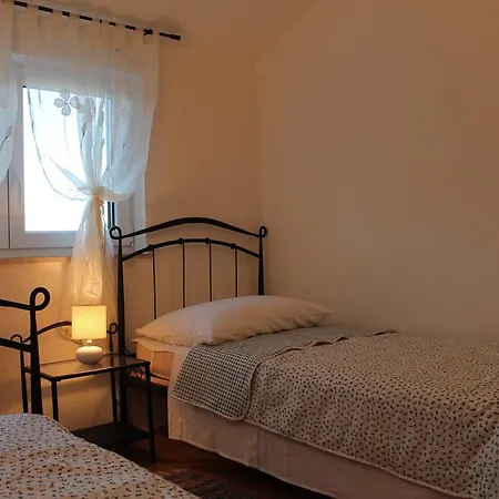 Apartment Marija Marina